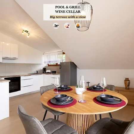 Roland House With Pool & Winery Apartman *