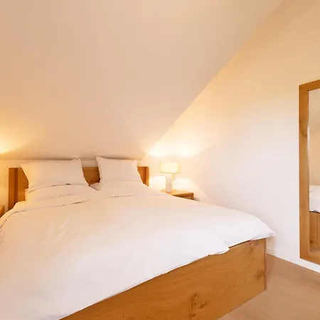 Roland House With Pool & Winery Apartman