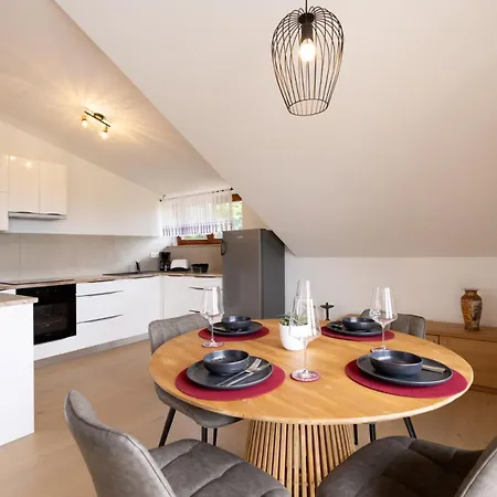 Roland House With Pool & Winery * Stara Vas-Bizeljsko
