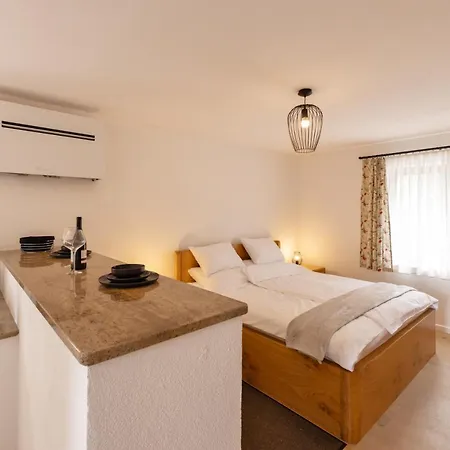 Apartment Roland House With Pool & Winery Stara Vas-Bizeljsko