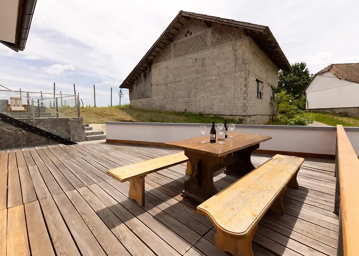 Daire Roland House With Pool & Winery Stara Vas-Bizeljsko